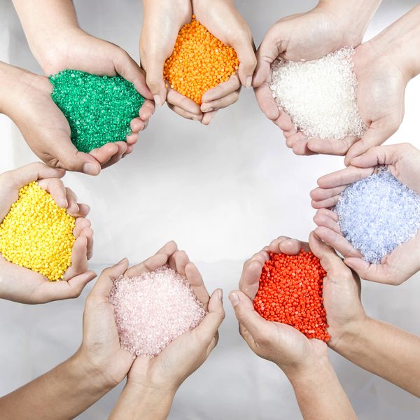 Grânulos PVC rígido e plastificado